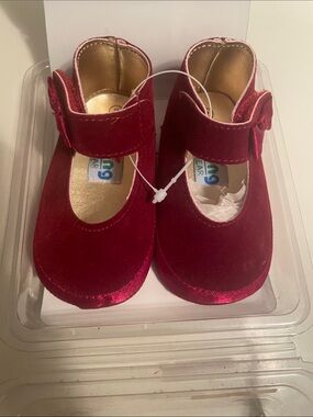 Darling Infant Baby Shoes in red